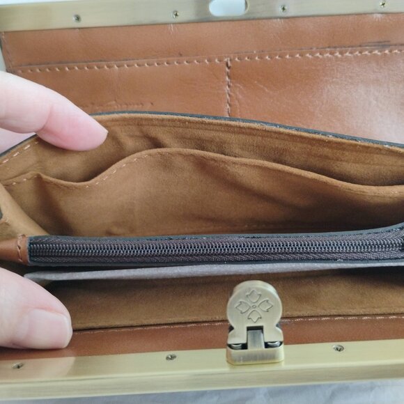 Patricia Nash Leather Cauchy Framed Wallet /w Map Print- Push Lock Closure-NWT - Picture 5 of 8